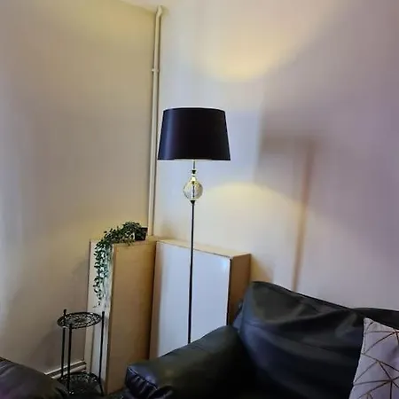 Ideal Apartment Close To The Hustle And Bustle,Town Centre Ashton-under-Lyne Exterior photo